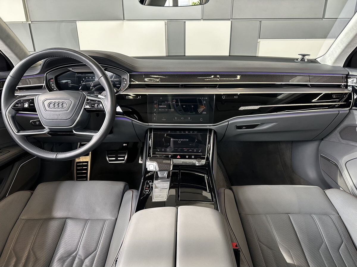 Audi S8 2021