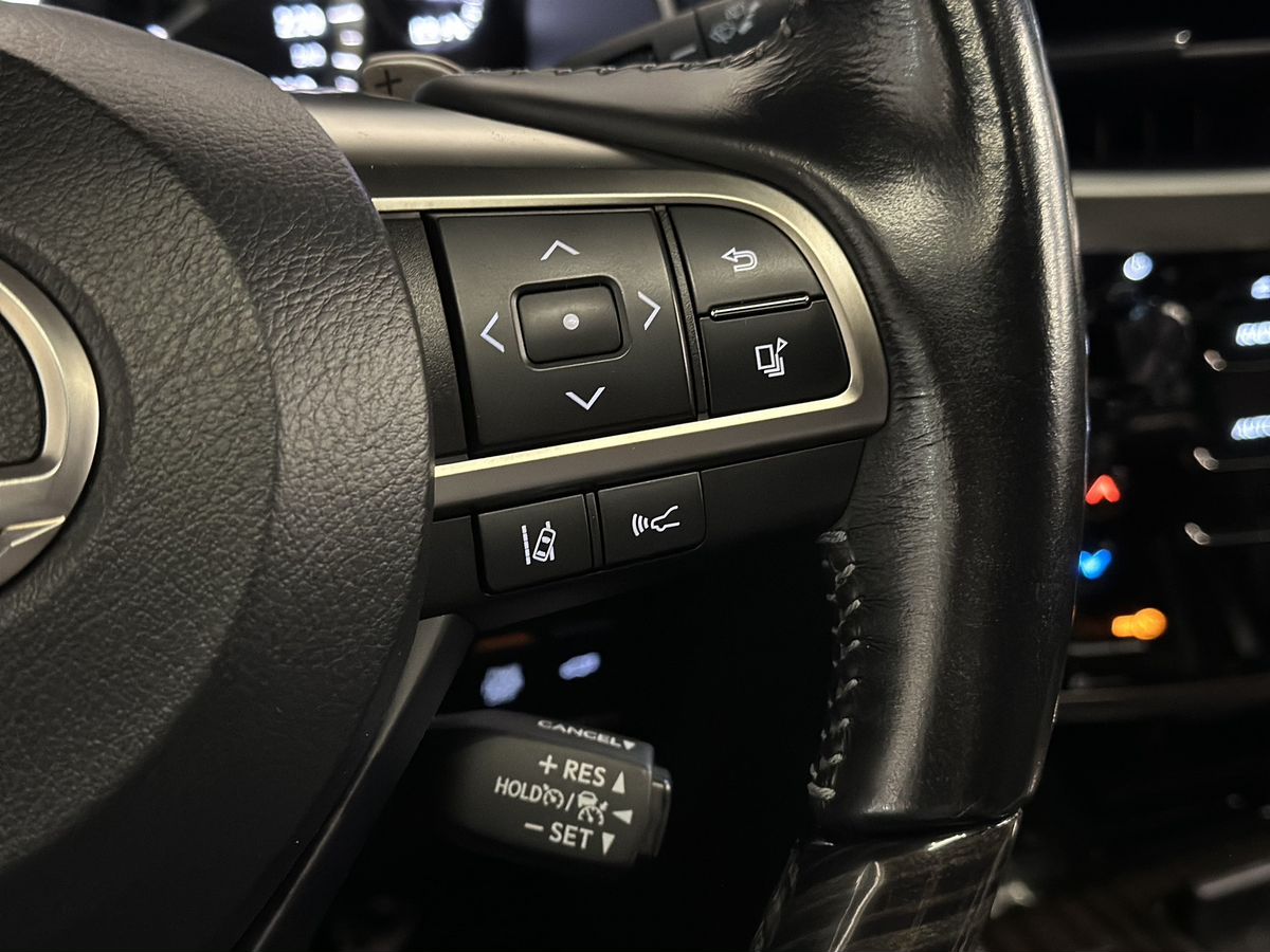 Lexus LX 2018