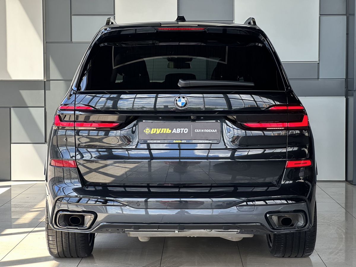 BMW X7 2024