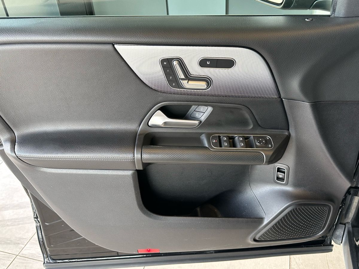 Mercedes-Benz GLB 2021