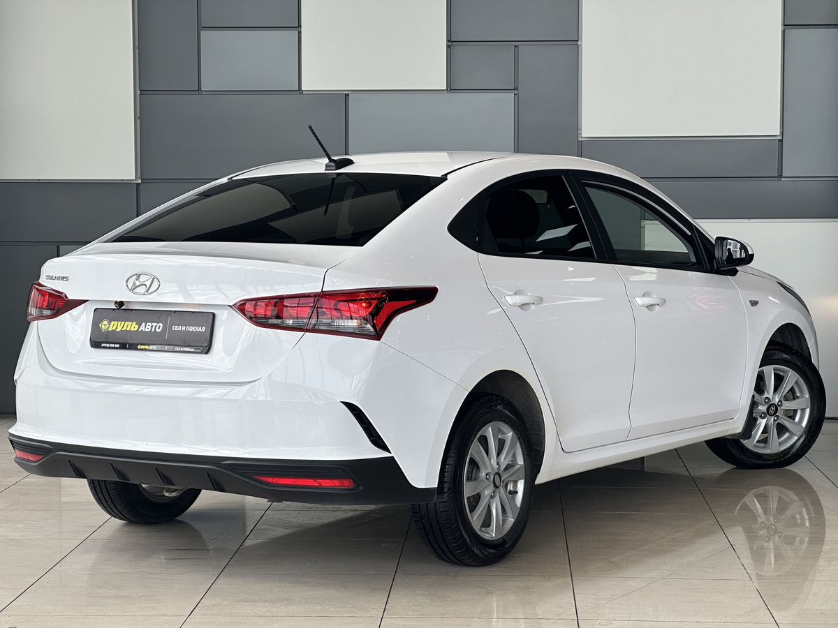 Hyundai Solaris 2021