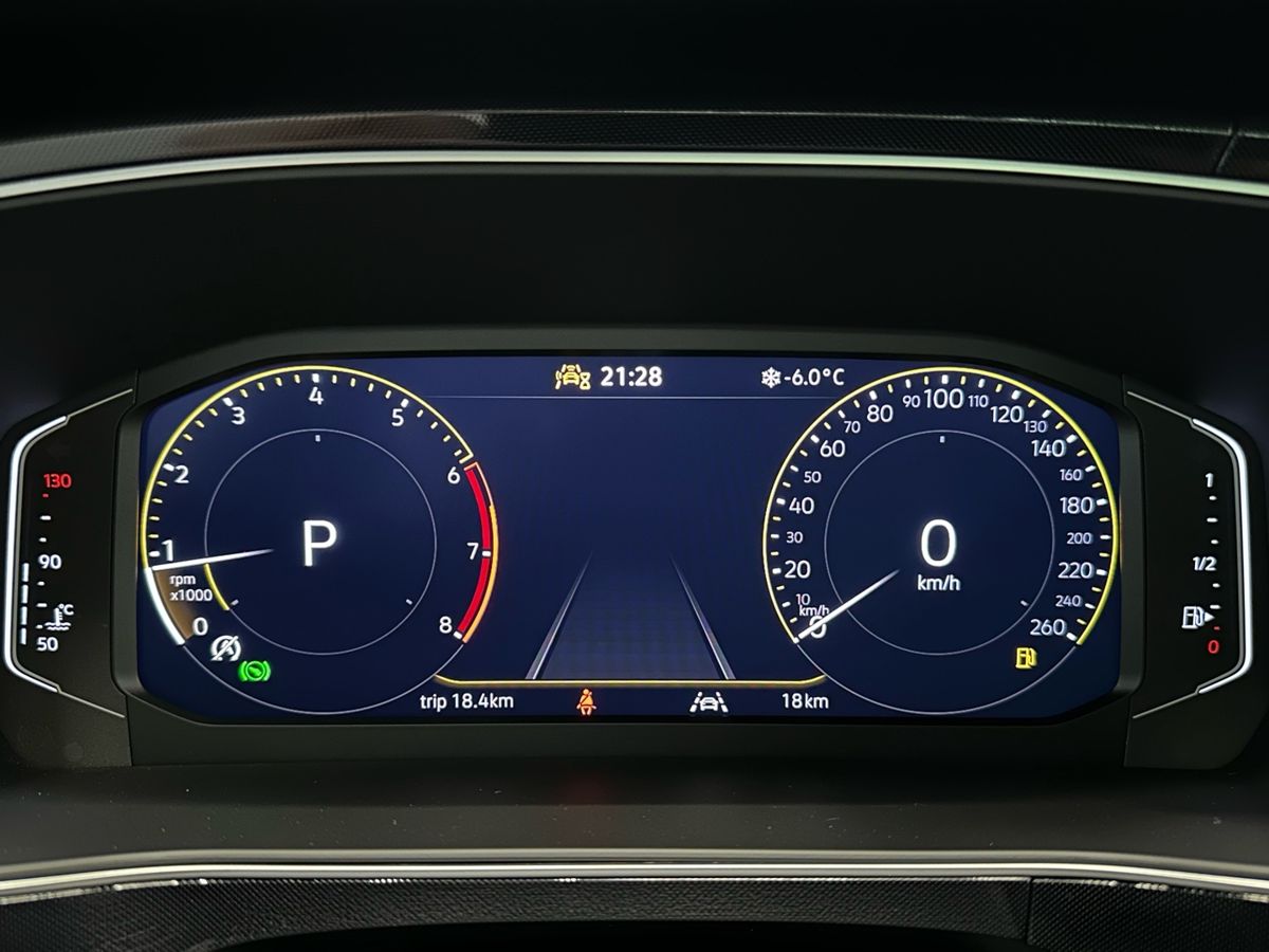 Volkswagen Tharu XR 2025