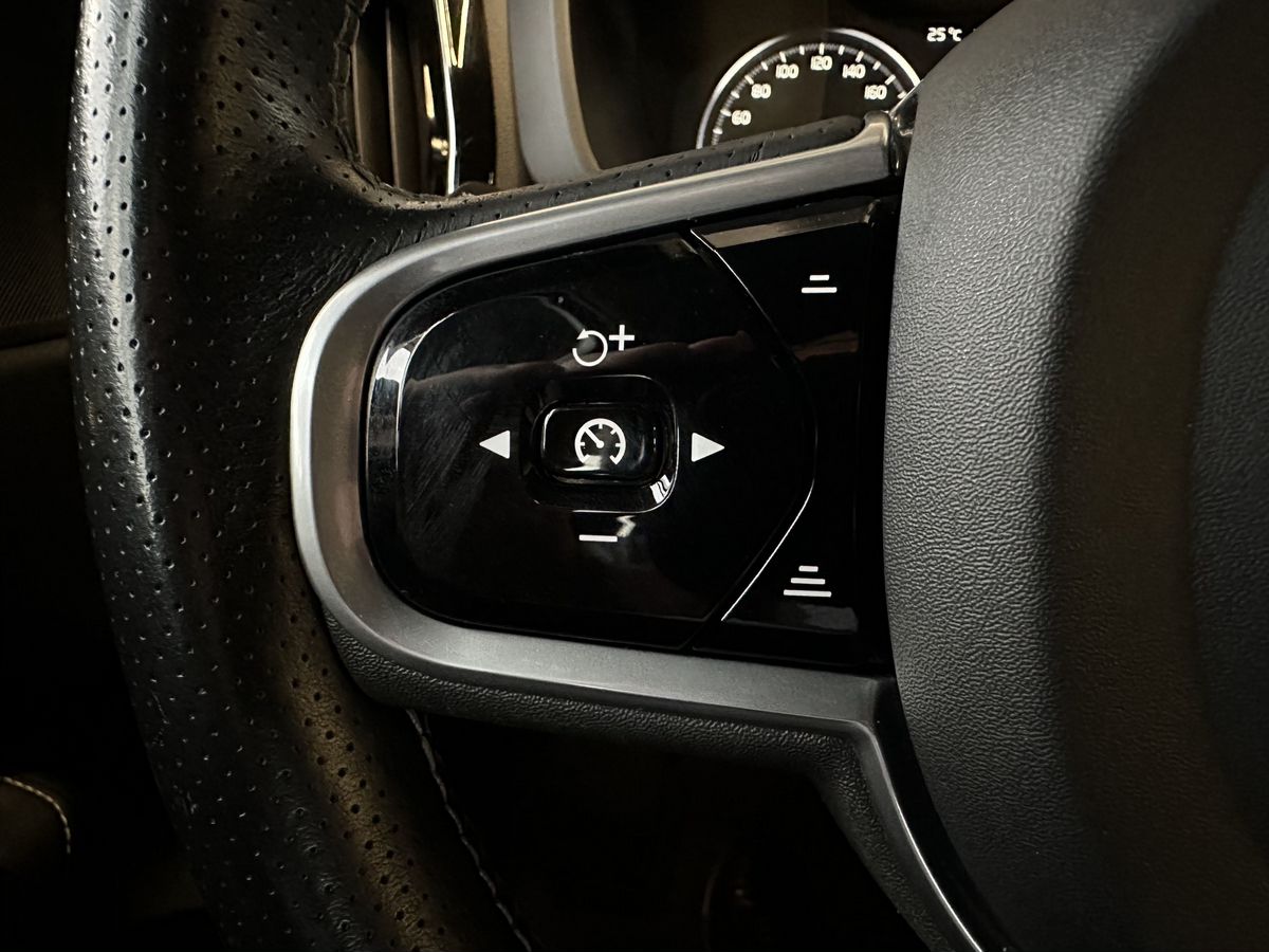 Volvo XC60 2019