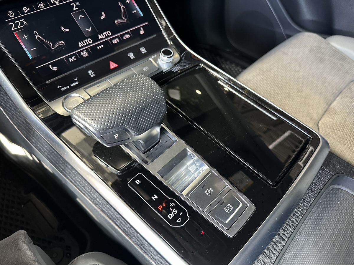 Audi Q8 2019