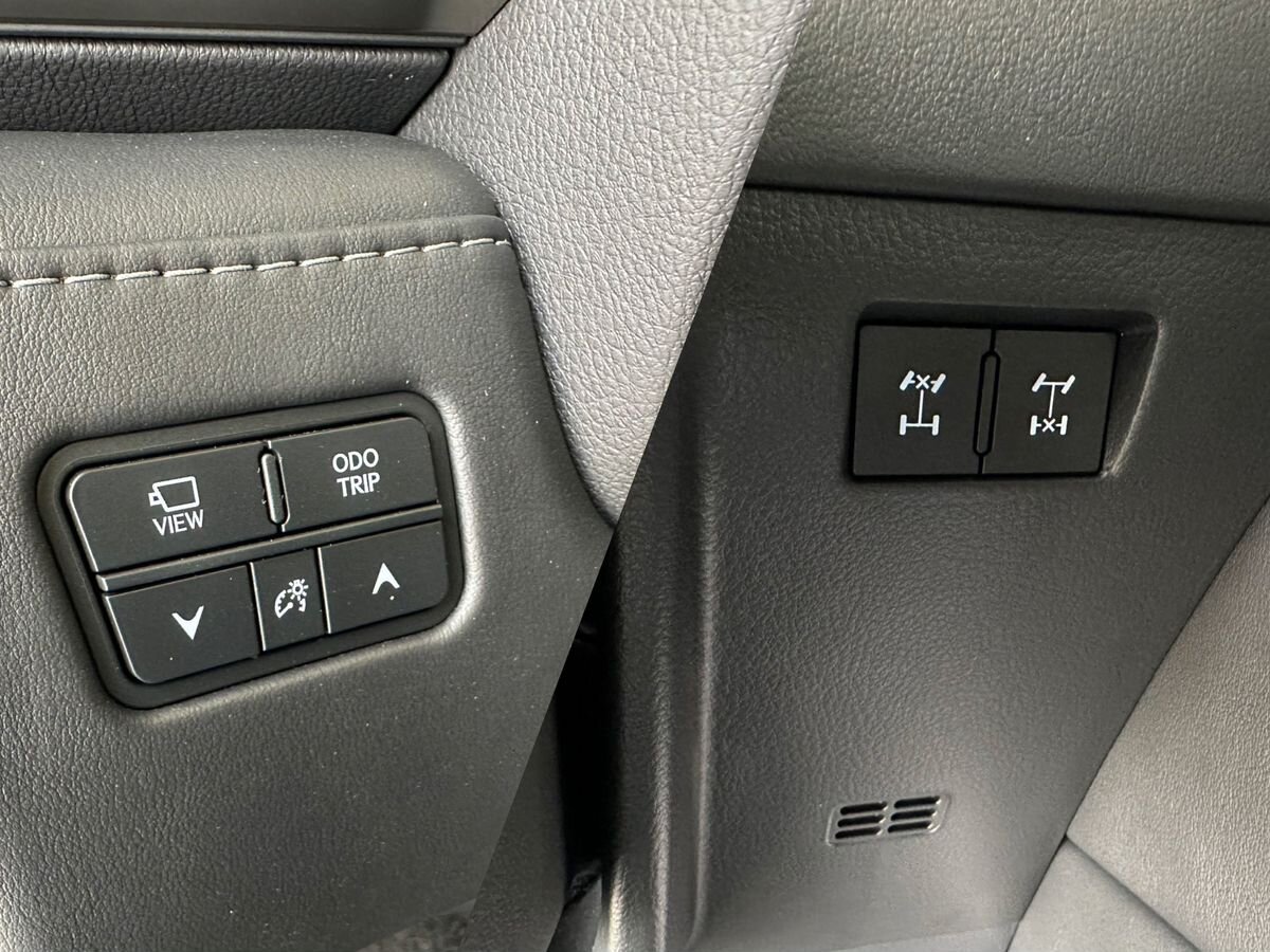 Lexus LX 2024