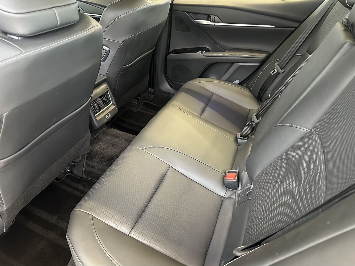 Toyota Camry 2024