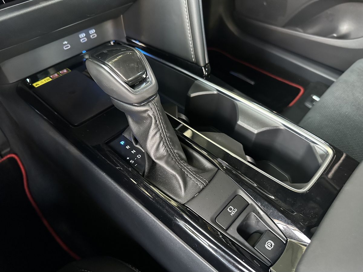 Toyota Camry 2025