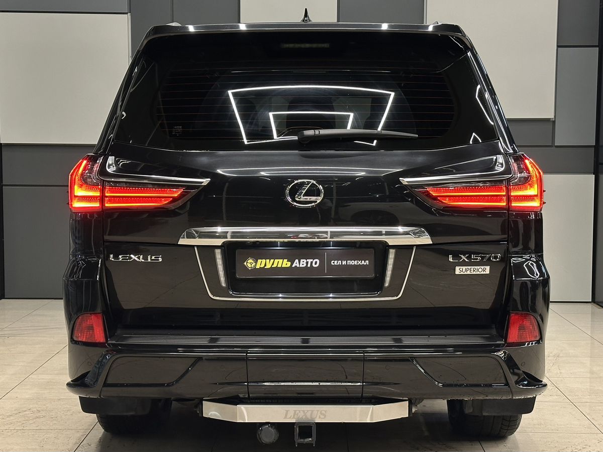 Lexus LX 2018