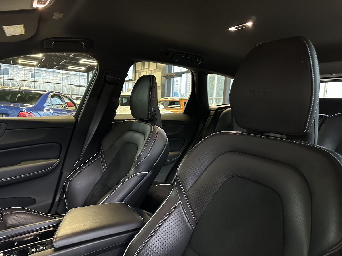Volvo XC60 2019