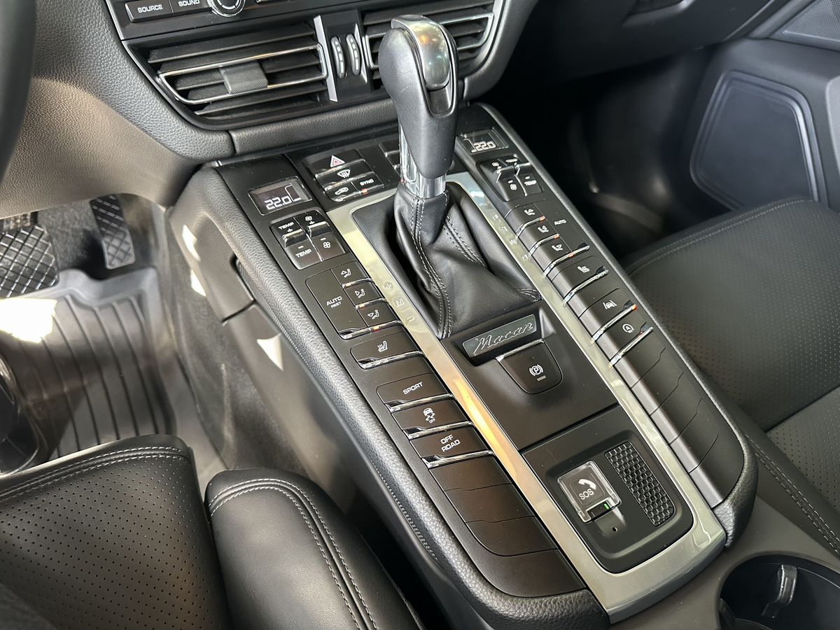 Porsche Macan 2020