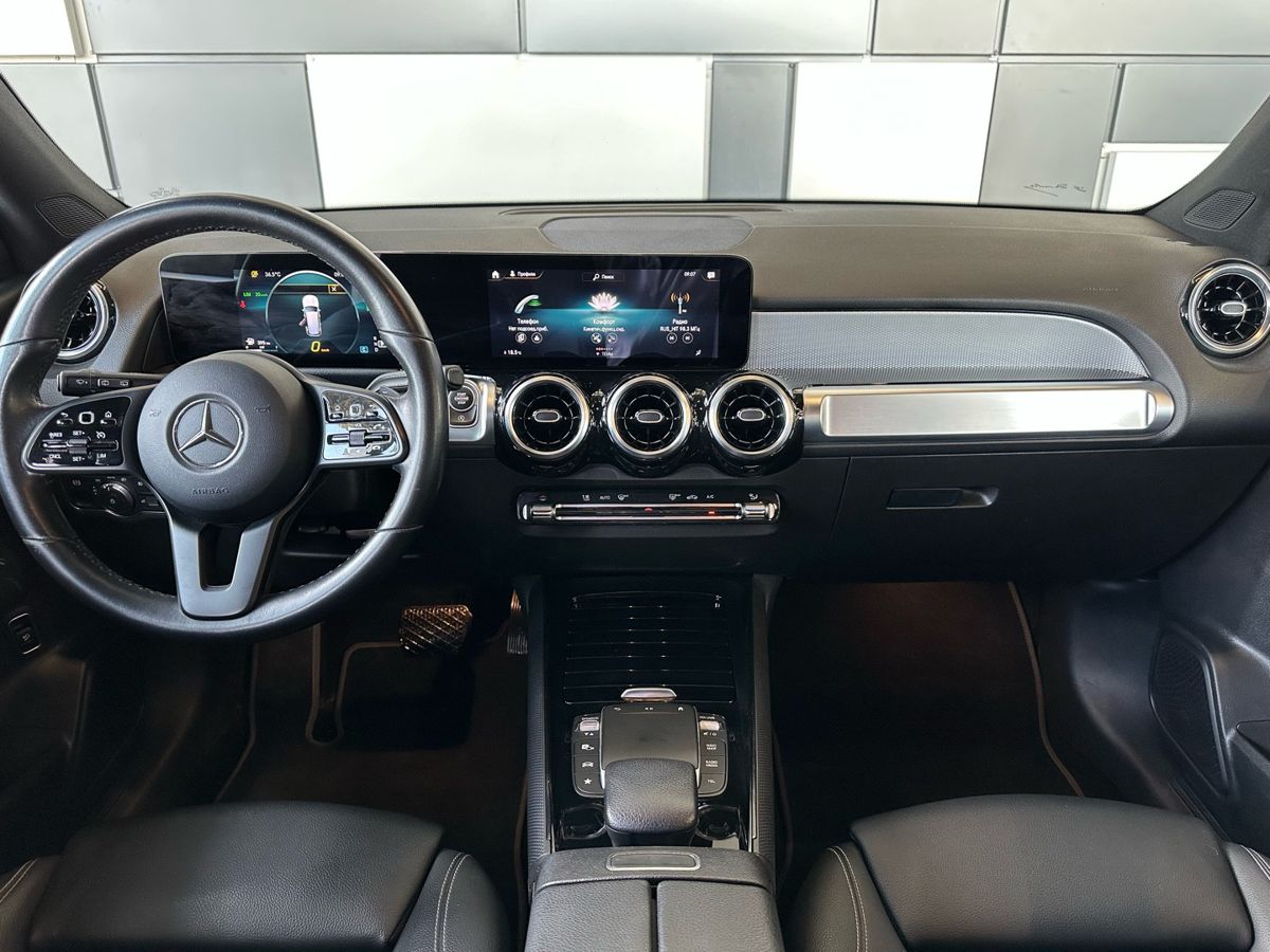 Mercedes-Benz GLB 2021