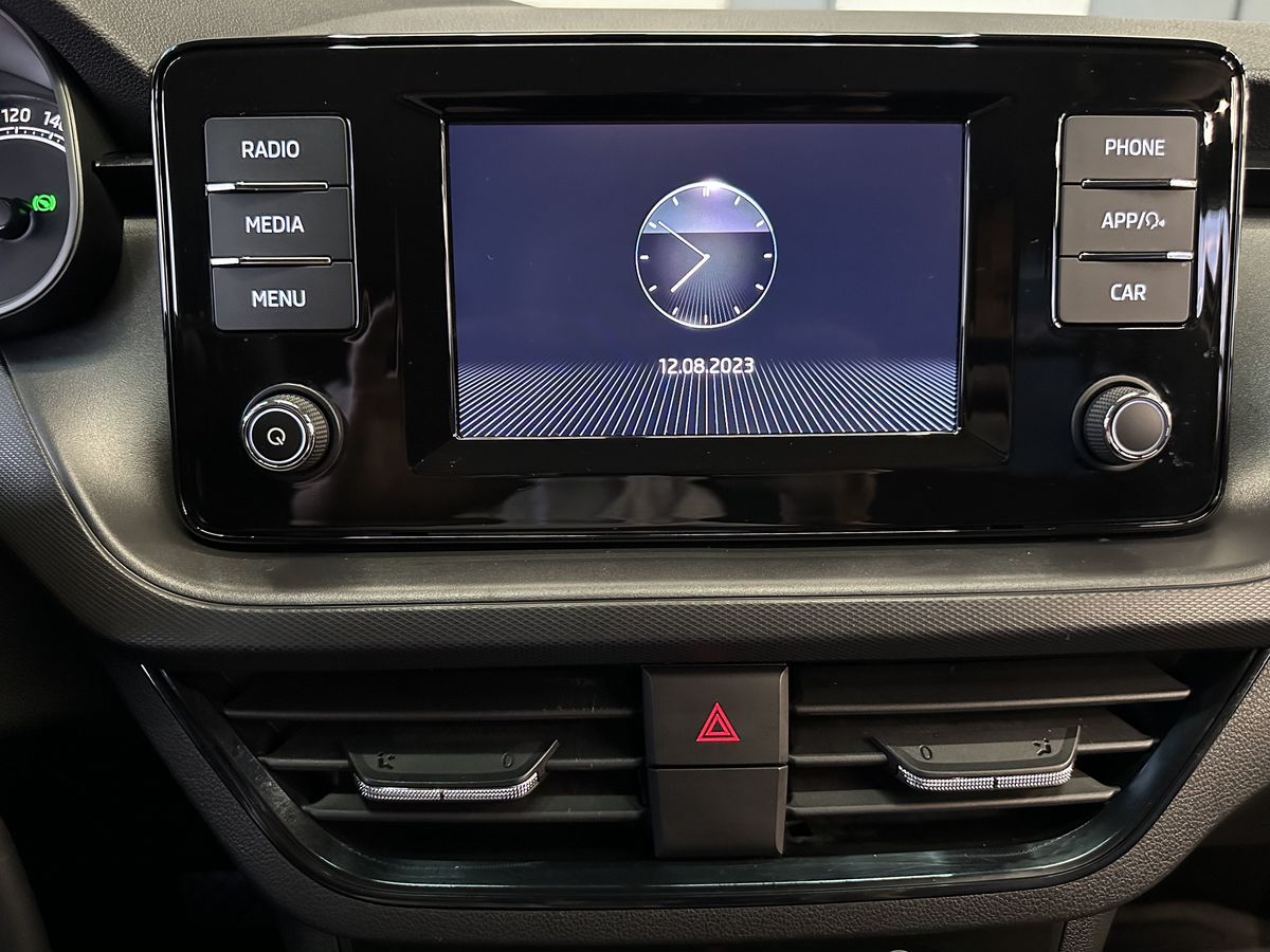 Skoda Rapid 2021