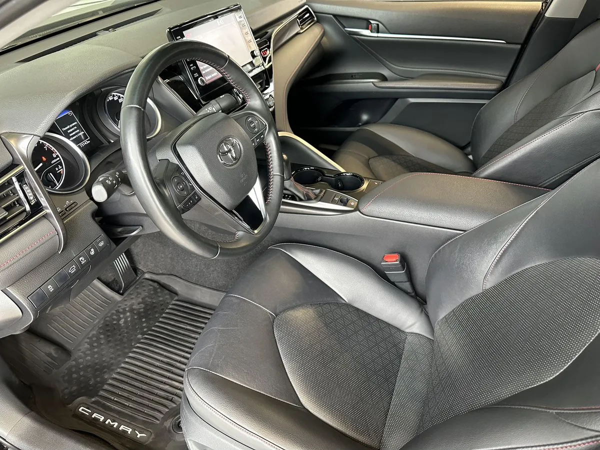 Toyota Camry 2021