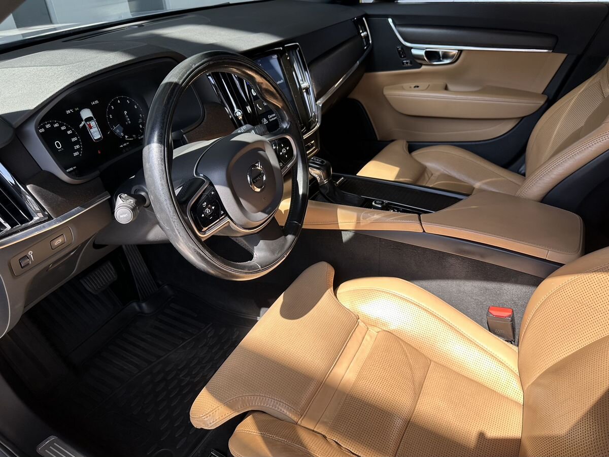 Volvo V90 Cross Country 2019