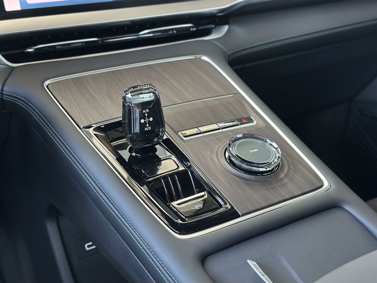 Geely Monjaro 2025