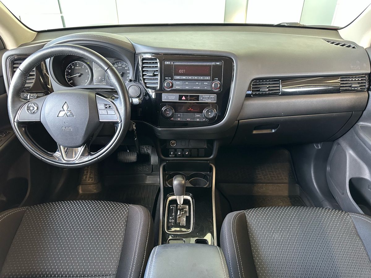 Mitsubishi Outlander 2019