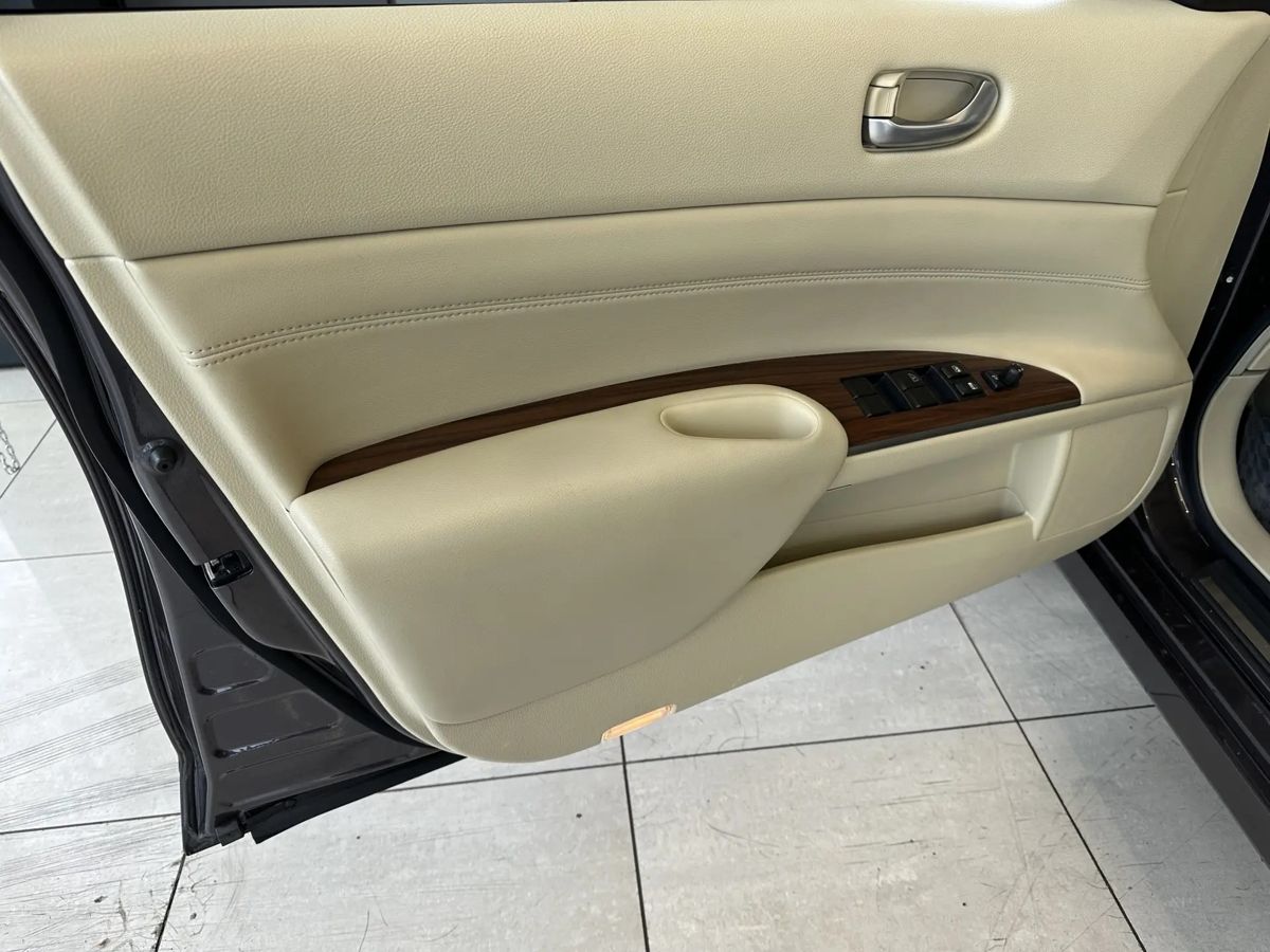 Nissan Teana 2012