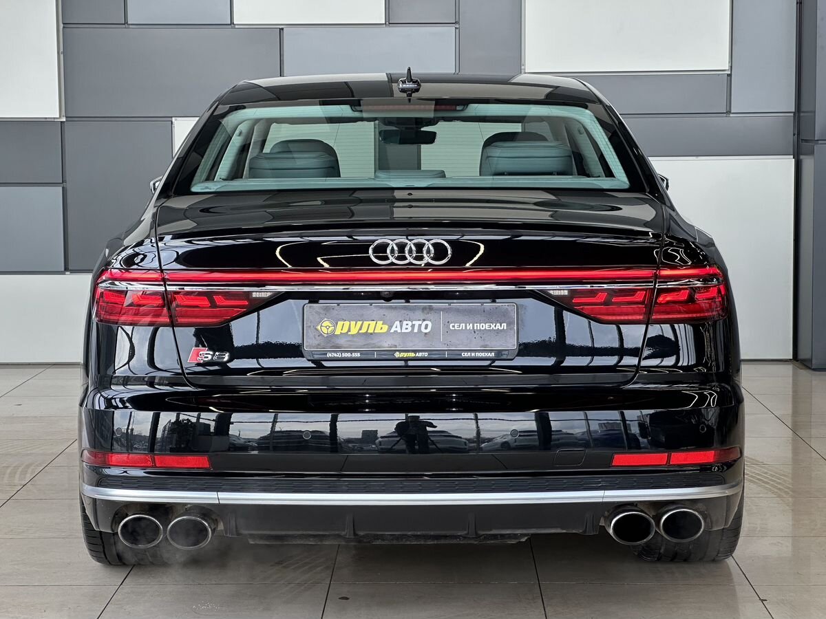 Audi S8 2021