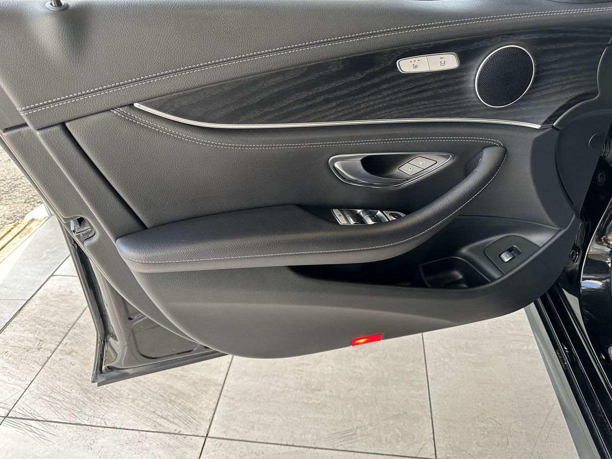 Mercedes-Benz E-Класс 2020