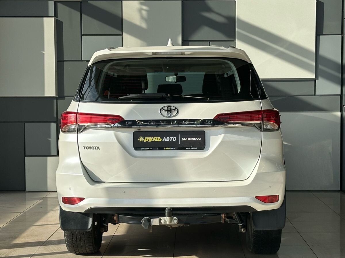 Toyota Fortuner 2021