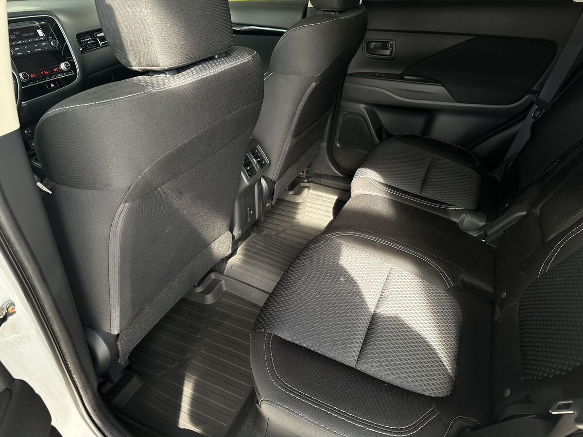 Mitsubishi Outlander 2021