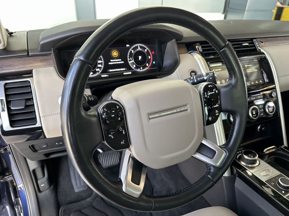 Land Rover Discovery 2019