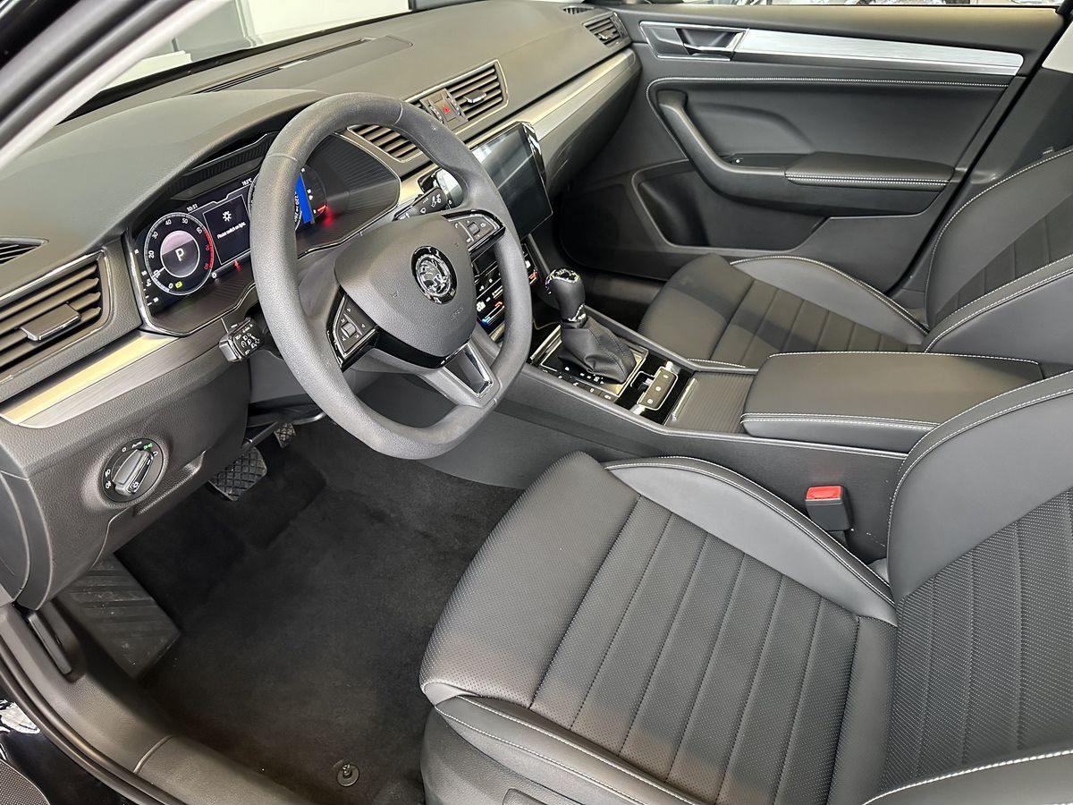Skoda Superb 2025