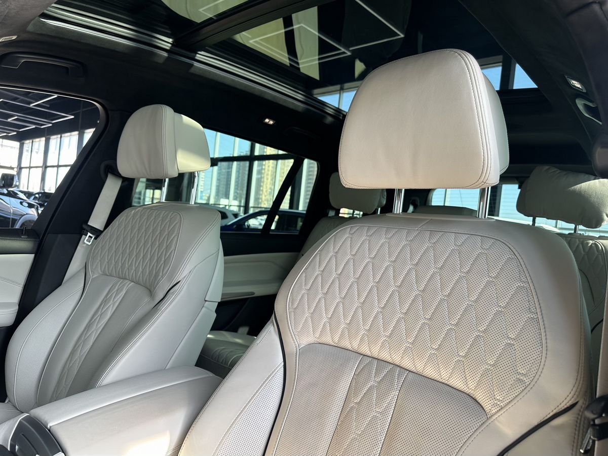 BMW X7 2022