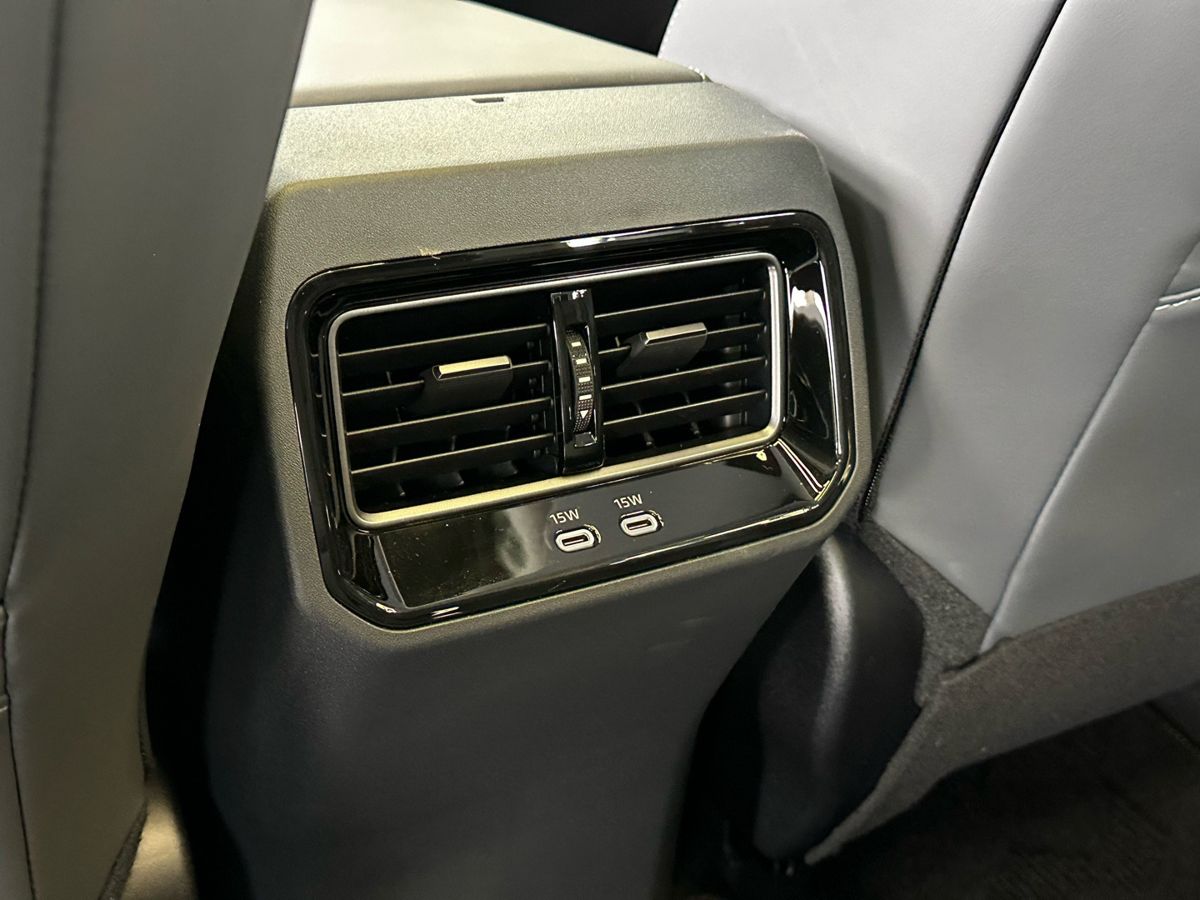 Toyota RAV4 2026