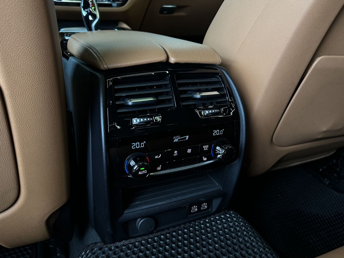 BMW 5 серии 2021