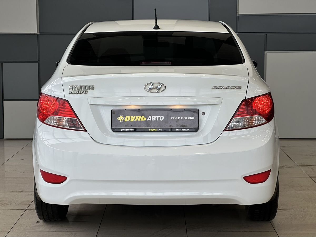 Hyundai Solaris 2013