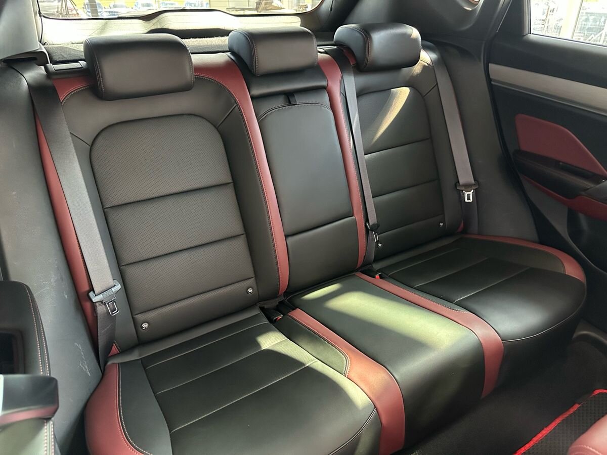 Geely Coolray 2022